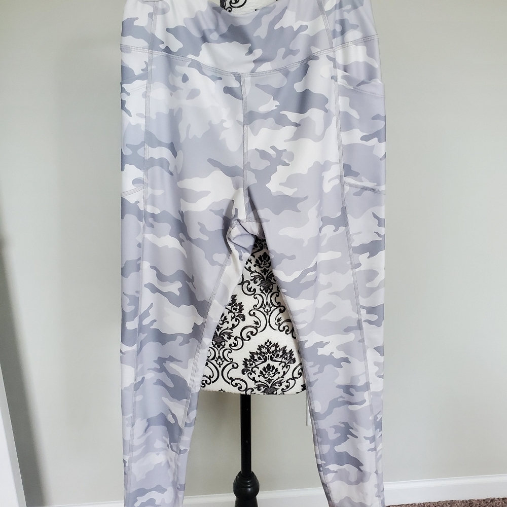 Avia Camo Print Leggings